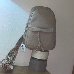 Beautiful Light Brown & Cream Colored Leather Crossbody Bag